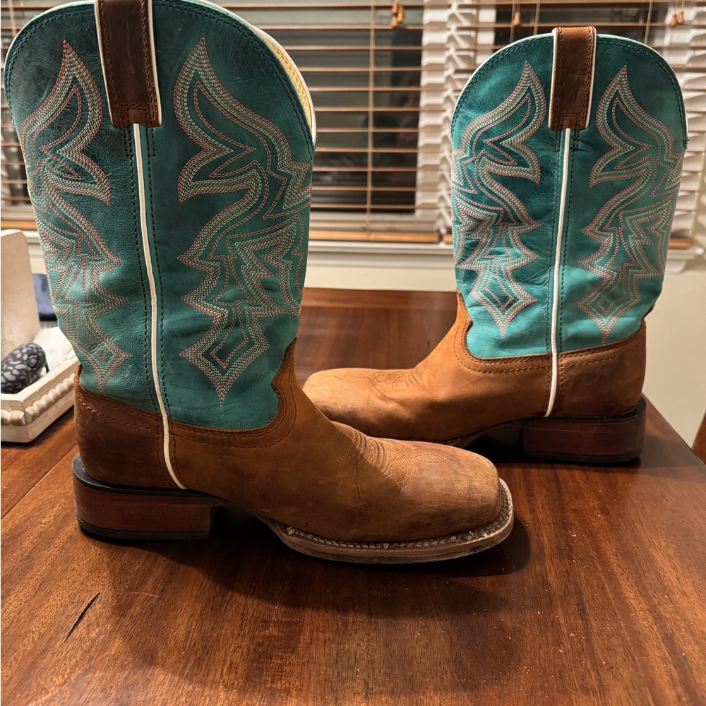 Justin Boots Teal and Brown Heeled Boots - Picture 4 of 8